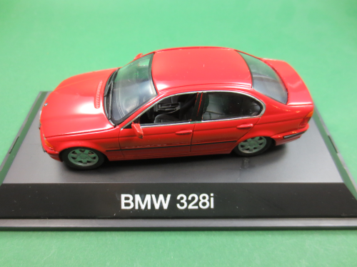 BMW 328i  1:43